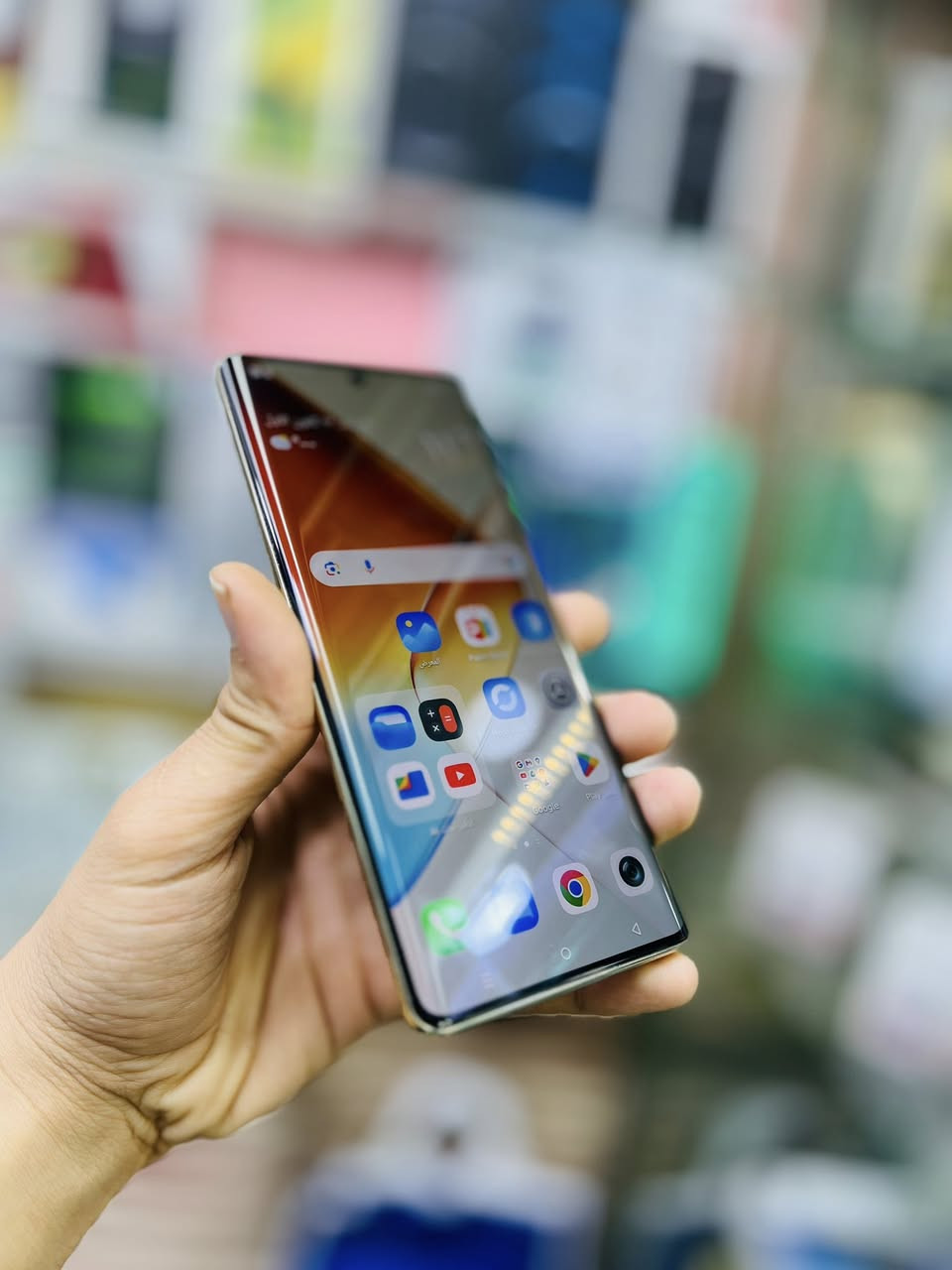 انفنكس نوت 40 برو 
ذاكرة 256 - 8
كامل ملحقات 
السعر 🔥 225 الف 
توصيل 🚚 جميع محافظات العراق 🇮🇶 
للتواصل *********** - ***********
كربلاء - طويريج - مدخل سوق المسقف .
