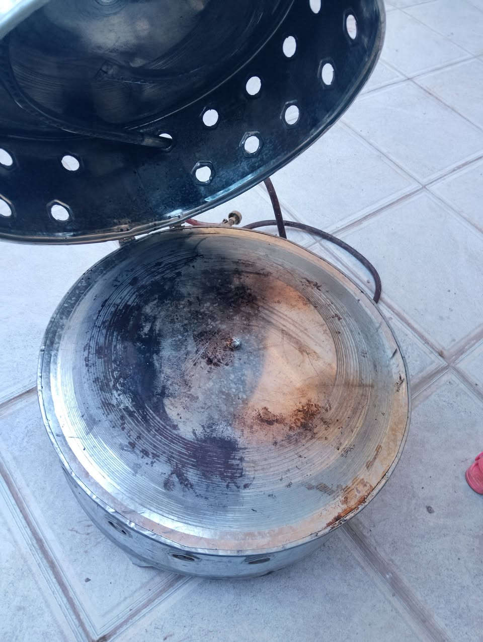 تنور غاز للبيع السعر 25 وبي مجال فلتر مال ماي للبيع السعر 15وبي مجال خلاط كهربائي للبيع السعر 20وبي مجال       لتواصل علا رقم ***********
