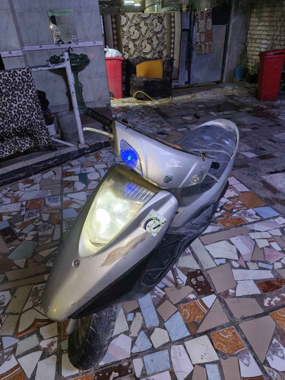 دراجه ابريز للبيع كلشي شغال نضافه الدراجه 70%
العنوان البلديات
رقم الهاتف ***********
