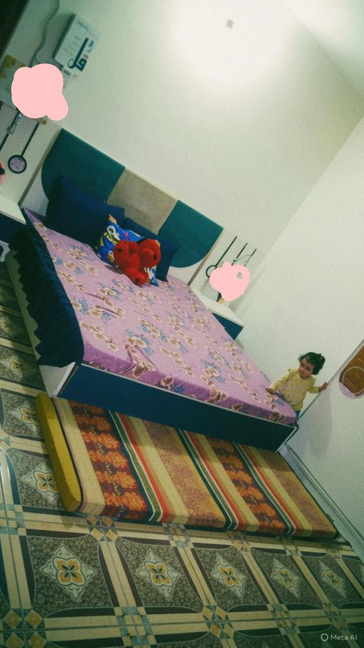السلام عليكم غرفه نوم ٥ قطع عنوان غزاليه ***********
