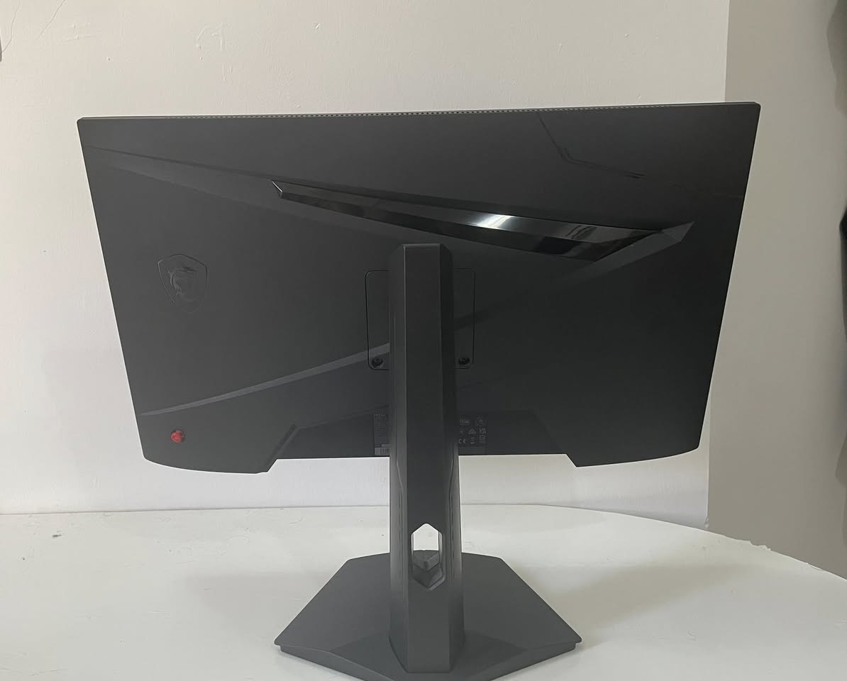 للبيع شاشة MSI G244F E2 Gaming 🔥🎮

🖥️ الحجم: 24 إنج
⚡ التردد: 180Hz
⏱️ الاستجابة: 1ms
🎨 نوع الشاشة: Rapid IPS
✨ ألوان قوية وصورة سلسة جداً
🎮 مناسبة للألعاب التنافسية و FPS
🔌 تدعم HDMI و DisplayPort
✅ تدعم FreeSync
✅ الشاشة نظيفة وتشتغل بدون أي مشاكل

السعر : 150 الف 
تواصل خاص

 
(من رخصة الادمن )


**إذا كنت صاحب هذا الإعلان وتريد حذفه لأي سبب، رجاءا أرسل رسالة إلى الدعم الفني**