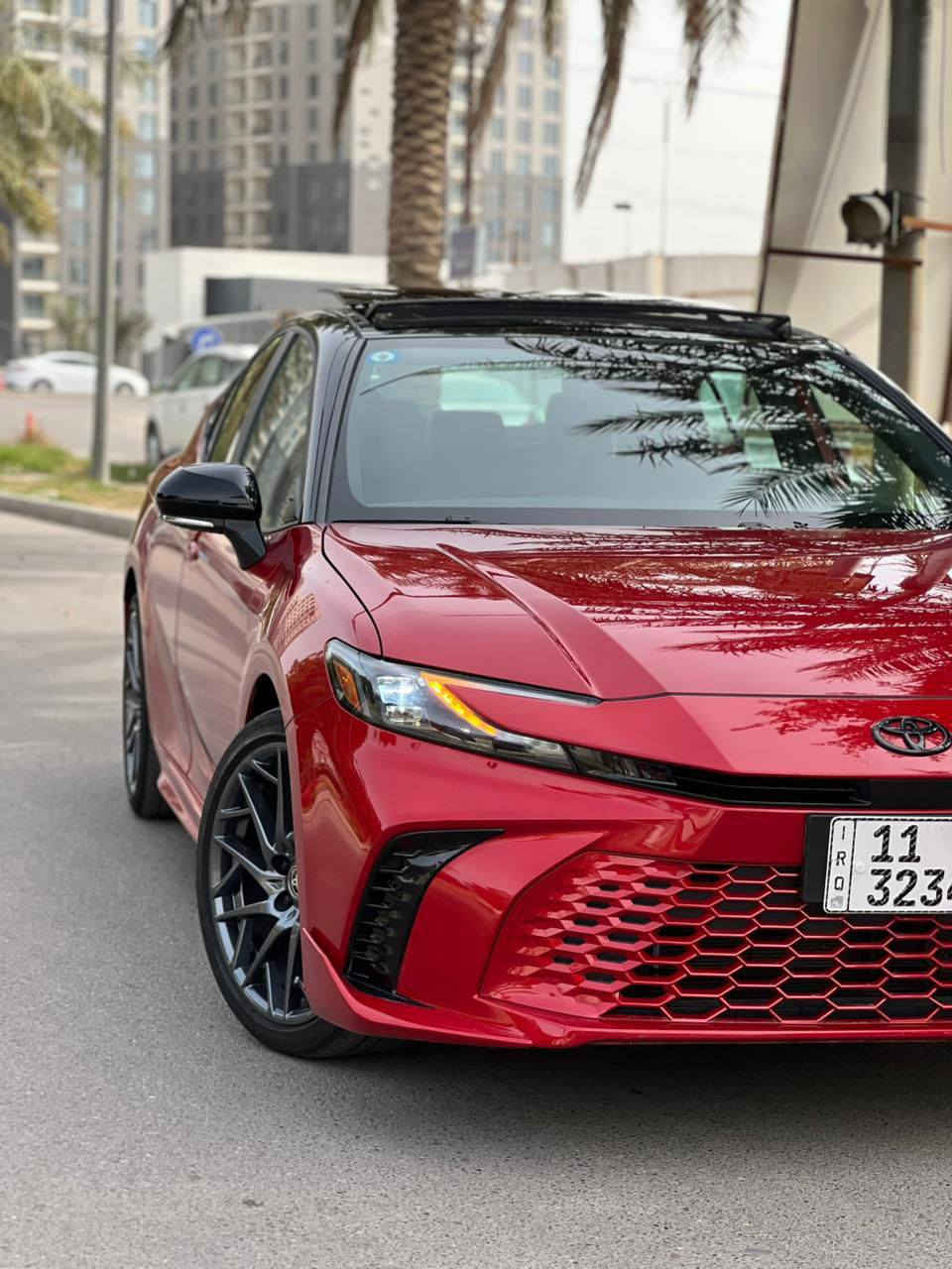 السلام عليكم
� للبيع تويوتا كامري 2025 أمريكي بجم كبس صور حادث داخل منشور ضرر جاملغ خلفي وباب فقط ايرباك برده دخول جديد ترقيم جديد سياره ما ماشيه بل عراق

⭐ مواصفات XSE فوول عده كامرات

⚪ اللون: احمر مميز❤️

⚙️ المحرك: 2500 هايبرد

المواصفات:

✔️ بصمة تشغيل + دخول ذكي

✔️ تشغيل عن بُعد

✔️ شاشة لمس كبيرة

✔️ Apple CarPlay & Android Auto

✔️ كاميرا خلفية + حساسات

✔️ نظام رادار (تنبيه خروج المسار)

✔️ مثبت سرعة ذكي

✔️ مانع تصادم أمامي

✔️ تحكم بالمقود

✔️ كراسي جلد رياضية

✔️ كراسي كهرباء مع تسخين

✔️ فتحة سقف بانورما

✔️ وياله  XSE رياضي

✔️ إضاءة LED أمامية وخلفية

✔️ نظام صوت قوي

✔️ مكيف أوتوماتيك

✔️ أوضاع قيادة (Sport / Eco)

وبعد بيهه اهواي تفاصيل ما ذاكرهن مكاني بغداد الدوره
#_سعر270_وبيها_مجال
***********
***********
