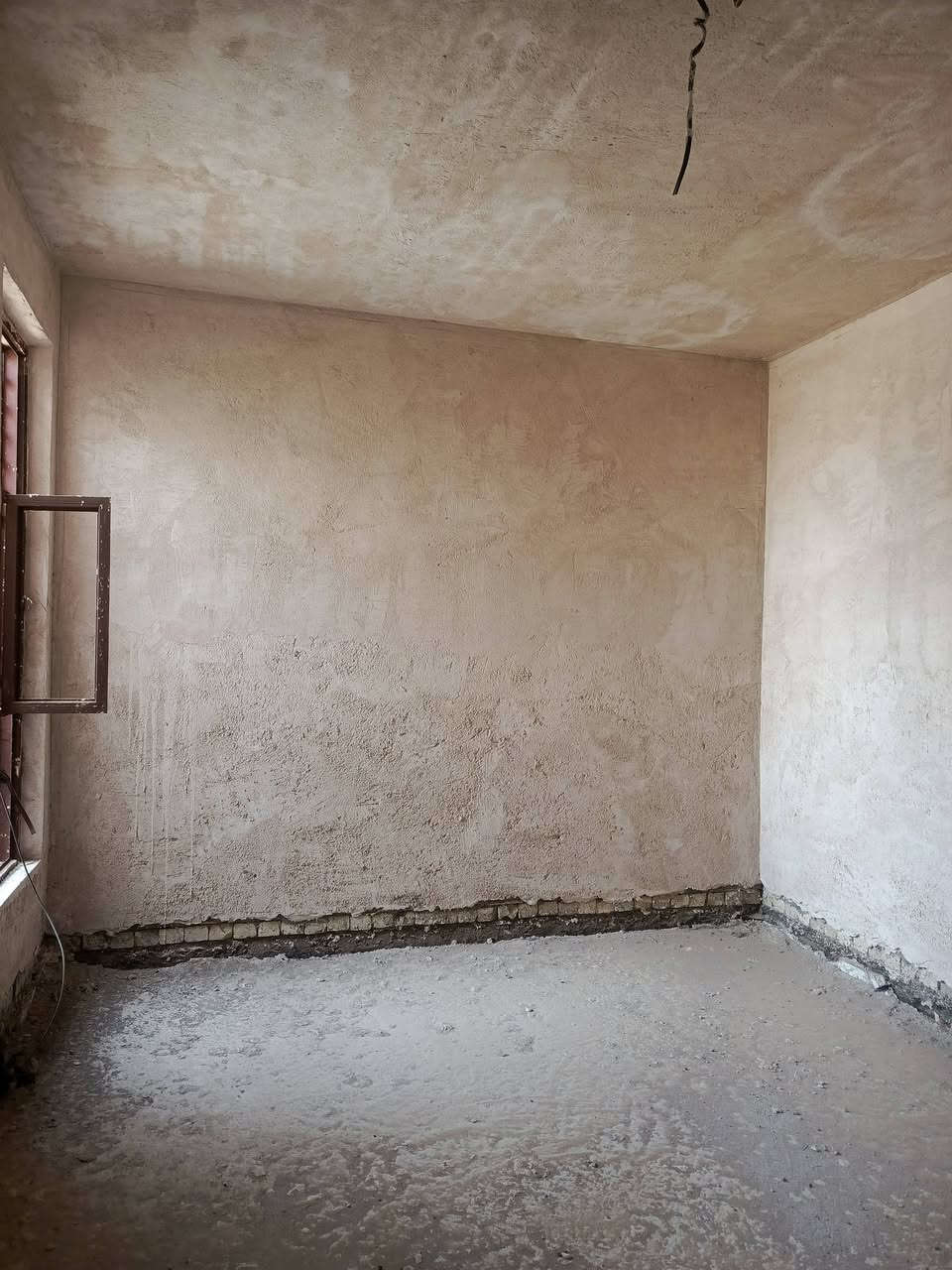 بيت طابو صرف الدغاره هور الجبور
- مساحه 150 م (7.5 العرض ونزال 20)
- غرفه + مطبخ +براني + صحيات داخليه وخارجيه
-ناقصه فقط تشطيب كهربائيات البره والارضيه والبورك
بناء حديث 
-مطلوب اسكان 40 مليون 
التواصل واتساب او اتصال   (***********)
