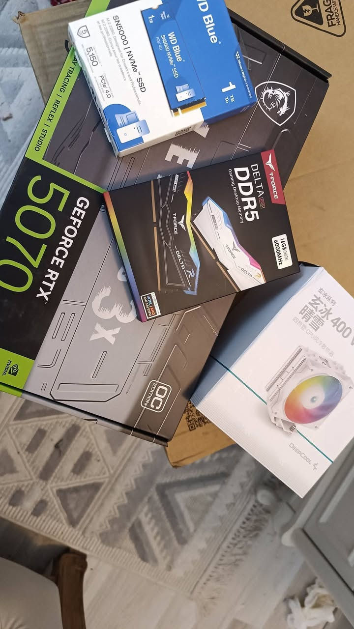 سلام عليكم كيس نظيف جدا داخل ضمان مع كراتين
Psu 800w fsp bronze
Mb  msi b760m ddr5
Cpu i5 14400f
Deep cool ag400
Ddr5 2*8  6000 tforce delta white rgb
Nvme 1tb wd blue Gen.4
Msi ventus  rtx 5070 12gb 3x fan
Case game max infinity plus white
السعر عل خاص
مكاني سيديه ***********
