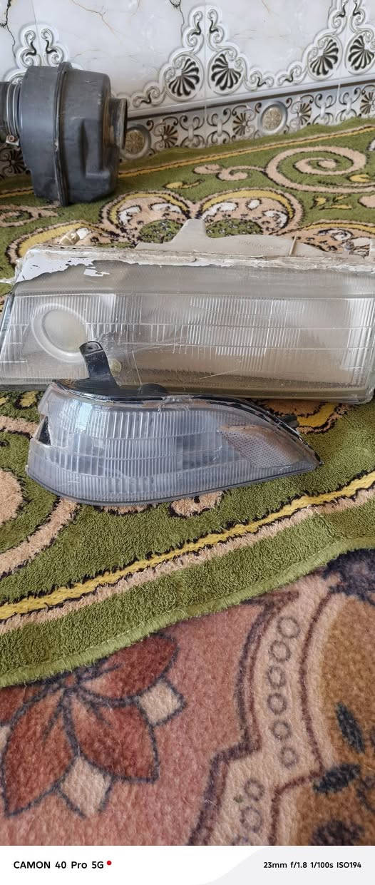 السلام عليكم
غراض مارك عظم للبيع كلهن شغالات 
الديلكو هو ووايراته حاويه بعده نضيف محرك بطه السعر ٧٥
لايت وسكن جهة السايق الايت البلادي سعرهن ٣٠
شوته عوزها بس الجاين اليركب بالثلاجه سهرها ١٥
الراديتر مزروف  انطيه هديه لليشتريهن كلهن 😉
مكاني الناصريه الرفاعي 
***********
