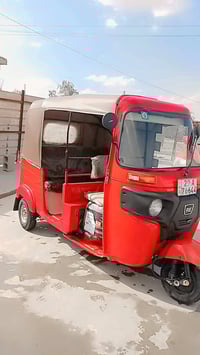 تكتك للبيع ٢٠ مكينة نضيفه مكاني بغداد المعامل الباوية سعر ٧ مليون وبيه...