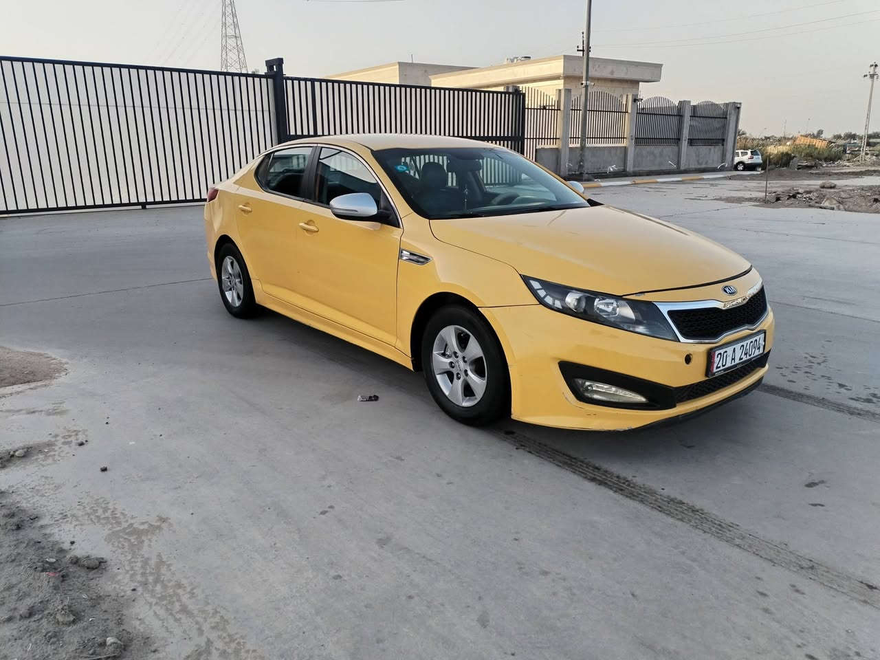 سلام عليكم للبيع وبتمه مديل ١١ وارد كوري بيهة طخه هلالاتهة لوره جاهزه منظومه غاز ويل كب تخم تاير كير مكينه مكفولات حداديه جديده رقم ديالى تحويل مباشر مكان كوت سعر ٩٠ وبيهة مجال مكلف بل نشر خاص ما جاوب رقم راعيهة ***********
