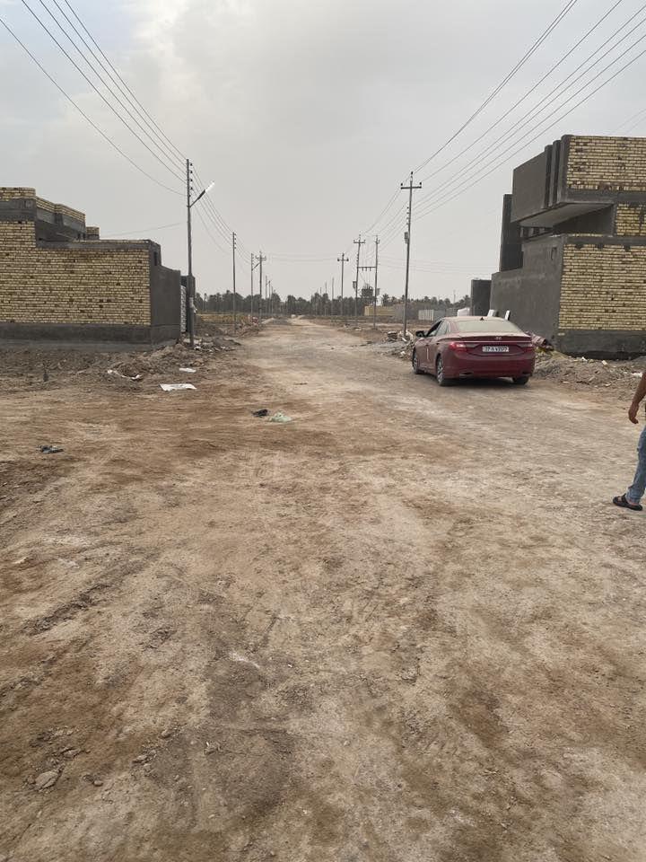قطعه زراعي خنيطله خلف بيوت سيد مصطفى سند 25على شارع 10 م حي الرسول ثاني قطعه بصف الركن مدفونه ومحدوله وجاهزه للبناء مساحه 100م 10X10مربع خدمات كامله ماي كهرباء اناره وحركه بناء قويه 
سعر وباقي التفاصيل خاص او الأتصال ***********
