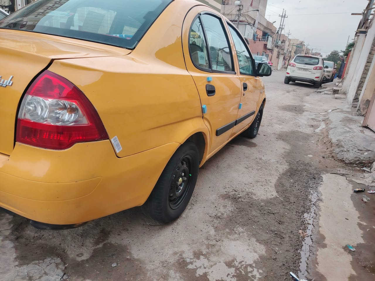 سلام عليكم طيبه مديل ١٥ سياره جديده مكينه وكير مكفولات صدر امامي خلفي جديد تخم تاير جديد مصفره هيه وغرامات بيه هلالات معمره مكان سياره بغداد سعر ٣٩ وبيه مجال سفسار تصال *********** غير متواجد عل فيس
