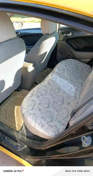 السلام عليكم فورتي موديل 14
السياره حادثهه جاملغ ايمن فقط 
مكينه2000
فول مواصفات 
فتحه 
بصمه 
اشاير بالمري 
كشن جلد 
كشنات كهرباء 
كشنات تدفئه 
بدون دواخل 
رقم بغداد مصفره هيئه وغرامات 
السعر 103
رقم الهاتف ***********
