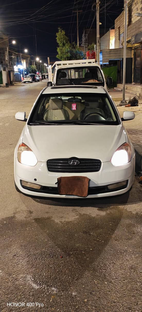 السلام عليكم
سياره اكسنت مديل ٢٠١٠ خليجي سياره جاهزه فول مواصفات بانوراما فتحه سقف 

 مكينه 1600كير خير من الله كفاله

تبريد فول 

البنيد فقط مبدل ومصبوغ 

وبيها ضربه بالدوسه مثل ما واضح بالصوره دواخل نظيفه مرتبه 

السياره بسمي تحويل ثاني يوم  بصرة 

السعر85وبيها مجال بسيط حك الجيه 

للاستفسار،***********
