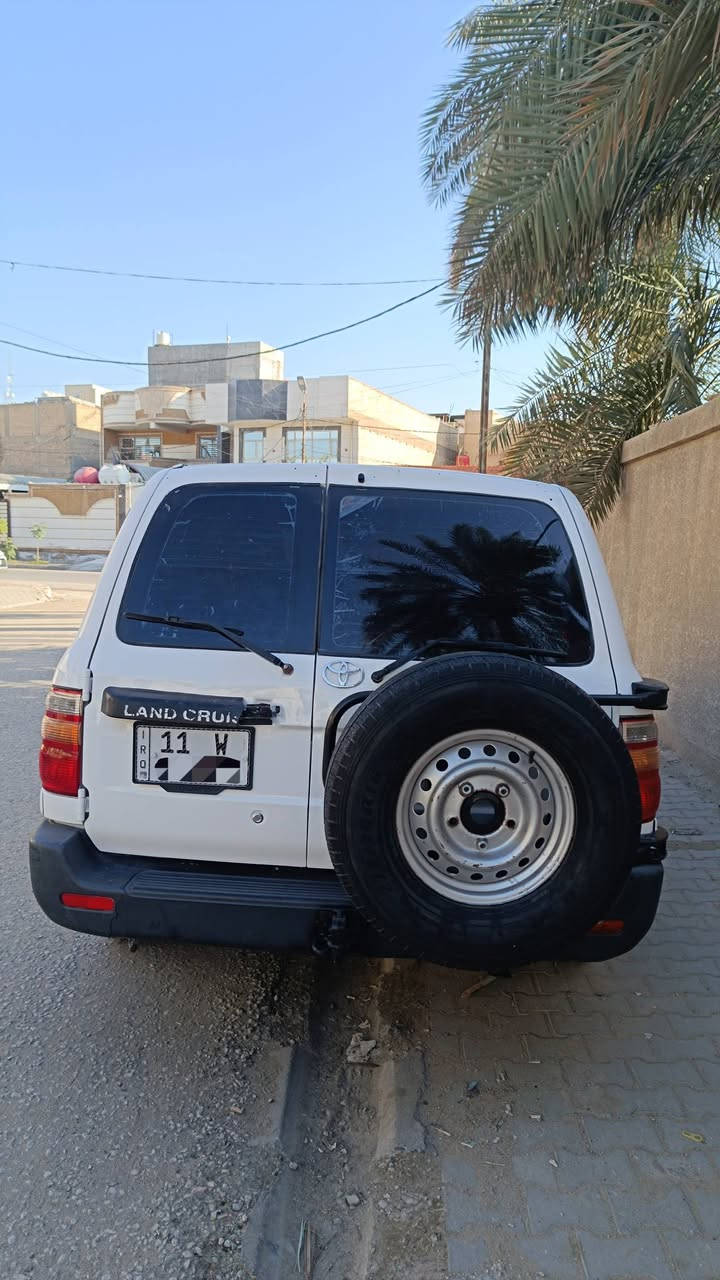 مونيكا مديل 2004 رقم بغداد ألدولي سنويه جديده لغايه 2030
 سياره جاهزه محرك كير حداديه تخم تاير سياره مال جنيان 
مصبوغه احزام لجمالية  السعر 125ورقه 
استفسار أكثر الاتصال على الرقم ***********
