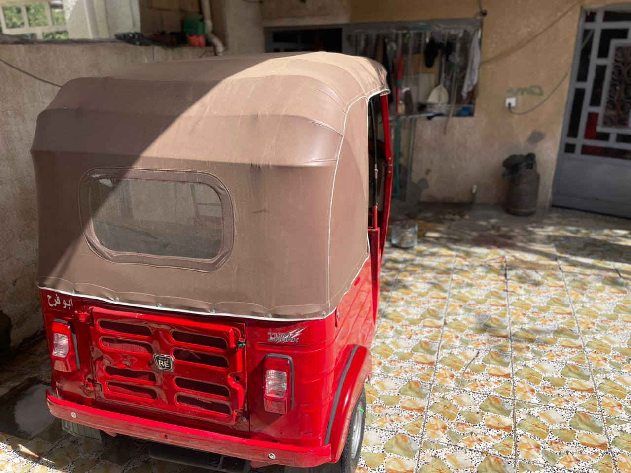 مديل 17محسوبه عل 18 مكينه 20 مكفوله من تبخير وتنقيص وناعمه ماتسمع صوته تراي زيرو كلجات جديده تكتك معمره دوس مرشوشه جماليه مو عام بس منوره رقم بسمي تحويل مباشر ثاني يوم هز جديده واسط صويره 
*********** سعره 4900بيه مجال بسيط ....
