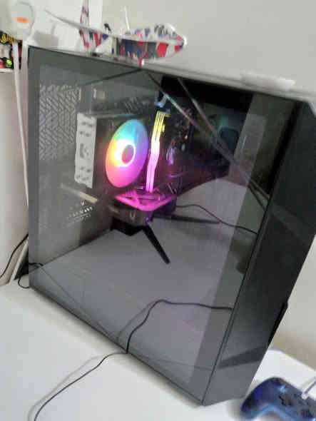 للبيع سيت اب كامل سعرة مناسب مستخدم اقل الشهر تجي تفحص وتاخذة بي RTX5060ومعالج جيلi5 تشغلك 2k وشاشة اي او سي 280هرتز الميز ارجي بي كل قطع ضمان وصلولات شراء موجودة  مكاني نجف  سعرهة1900وبيهة مجال جيتك ***********
