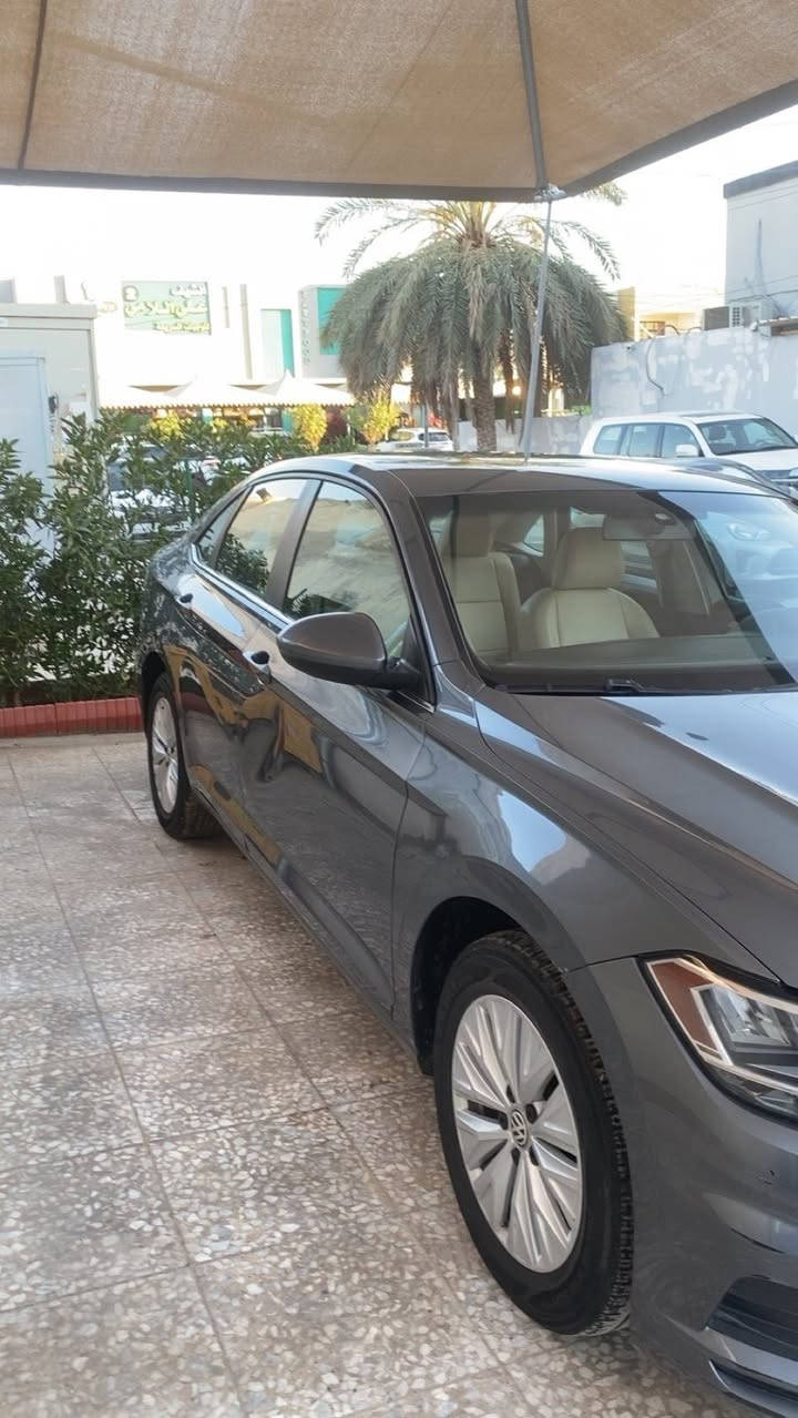 السلام عليكم
للبيع جيتا فئة S موديل 19
رقم اربيل ماشيه 67،000 ميل
حادثها كما موضح بالصور وبيها طعجه بالباب الايمن
السعر 13،500$
مكاني بغداد زيونه
للاستفسار 
***********
