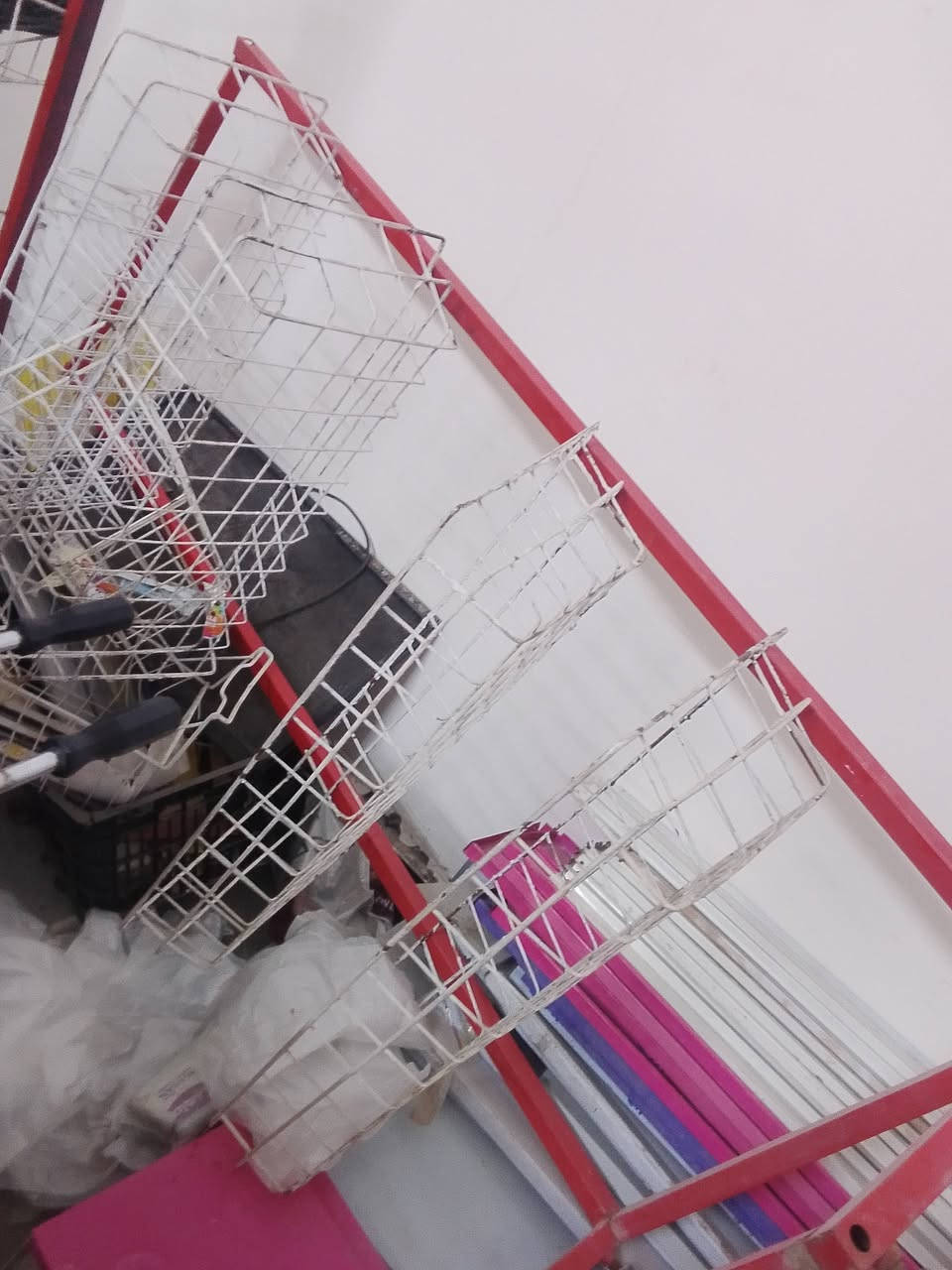 رف وسطي 2متروسلات جبس لبيع ***********
