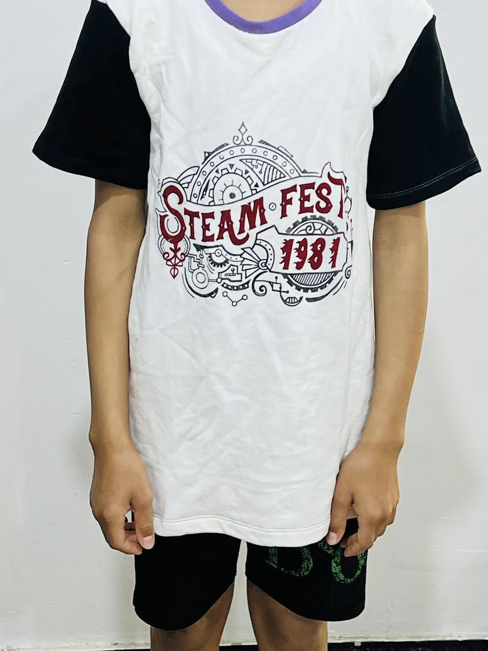 السلام عليكم اخواني عندي شلعة بديات رجالي شبابي 16 درزن جبتهم وما صار المشروع والله ماخذ القطعه على 2500 اريد. القطعه ب 2000 دينار 
*********** 
اي استفسار توصيل موجود
