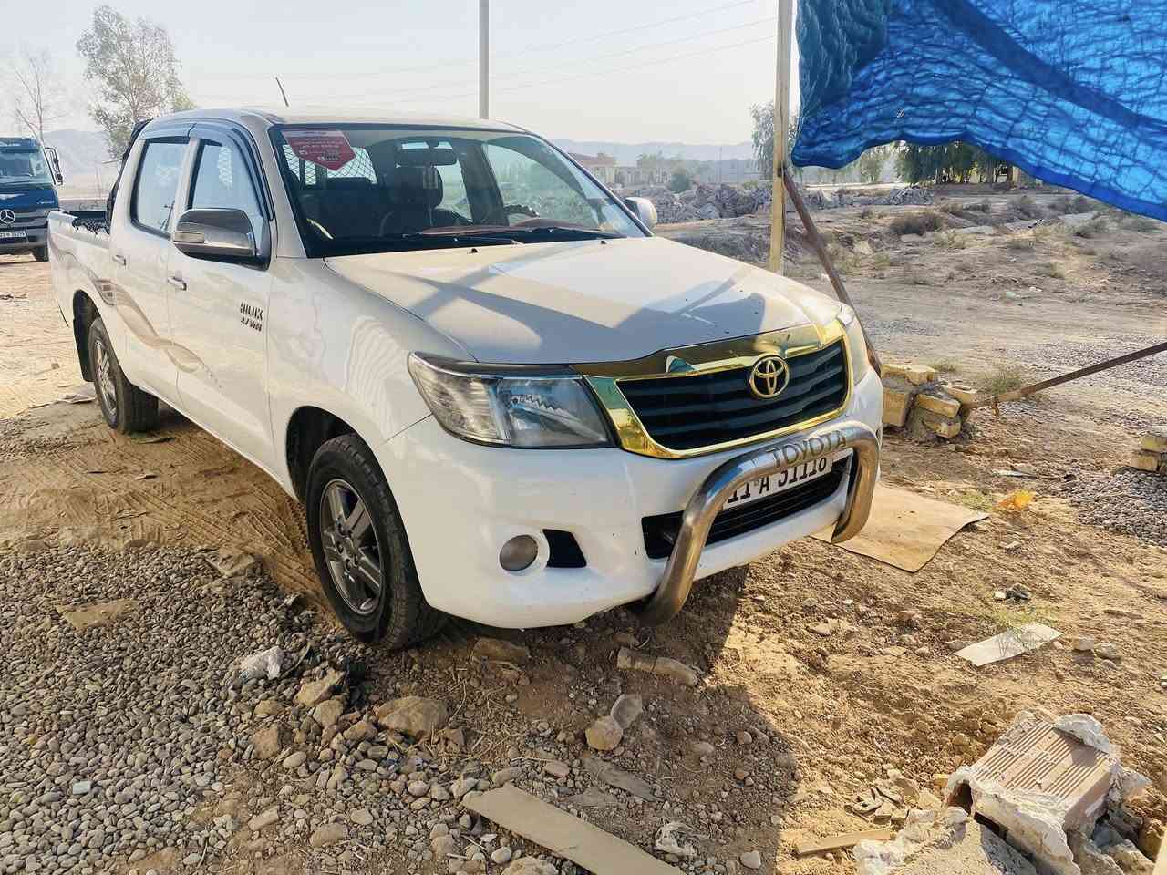 بيكم 2013 هايلوكس
كير اوتماتيك 
سونار بل المنشور 
***********
 مكان صلاح الدين طوز خورماتو
