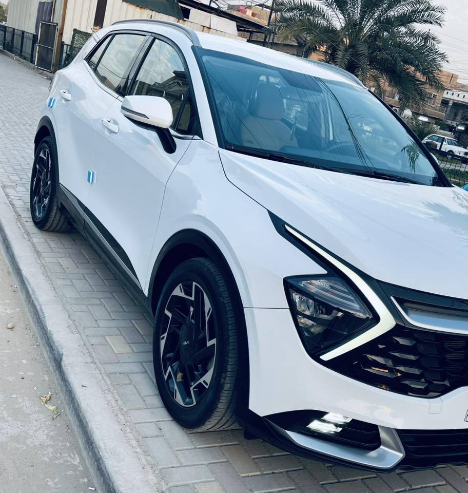 السلام عليكم 
سبورتج ٢٠٢٢ دولية خليجي فول مواصفات عدا بنوراما
مكفوله من صبغ والبارد
بصمة 
كشنات كهرباء
تبريد بيانو 
كشنات تدفئه 
قطعتين تبريد 
شاشه متصله
كفرات اسىود ولامع 
مري شفط 
نضام ترحيب عن الاقتراب
شاشة نفكيشن 
رقم بغداد باسمي ماشيه ٣٢ الف 
السعر ٢٠٥ مجال قليل 
مكاني بغداد حي العامل لاتصال ***********
