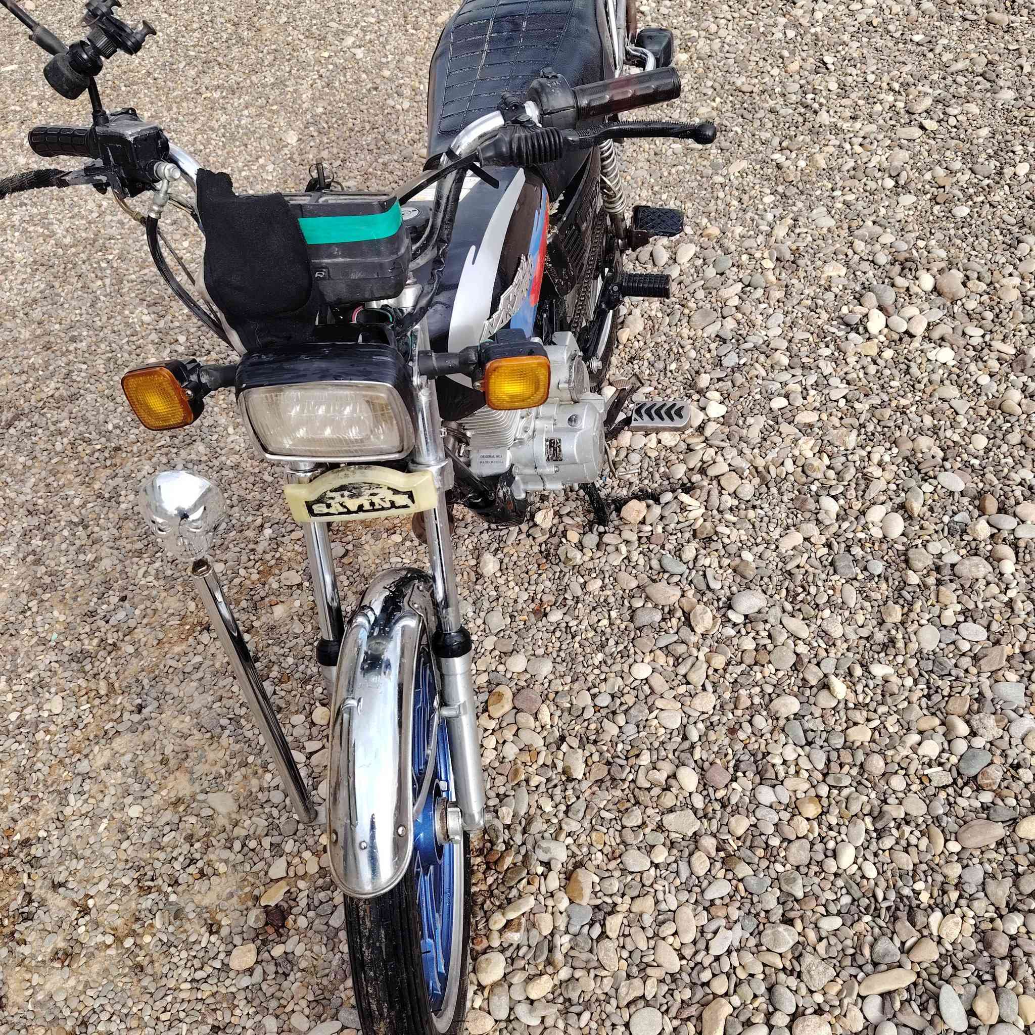 دراجة سيفان..
مديل 19..
اوراق كامل..
للبيع سعر 300..
رقم الهاتف ***********
