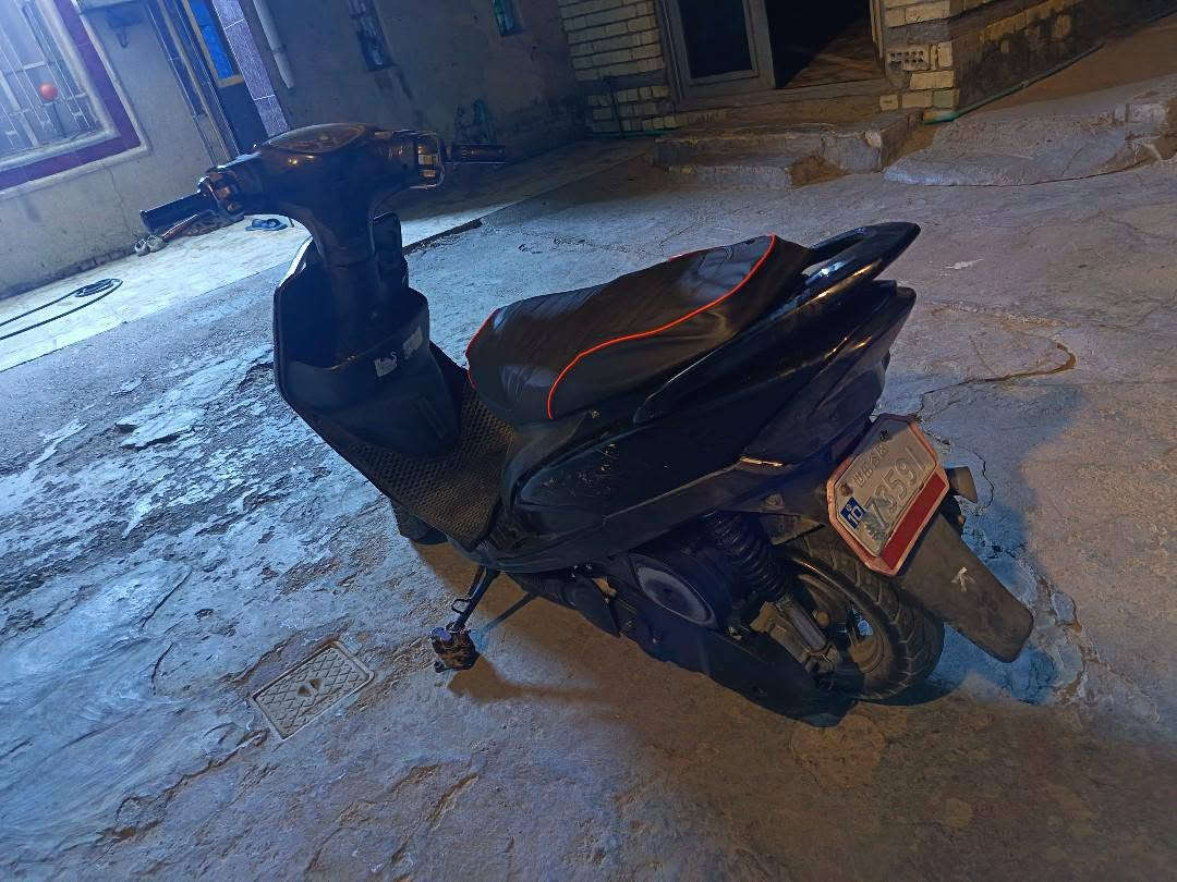 يالله سلام عليكم شباب مكلف بل نشر؟ 
شباب دراجه ماكس عدله بلاديه بوشه49 

دراجه كله ختم واحد دراجه ناشفه وحلوه 

سعره600وبيه مجال قليل؟ اكرر واعيد مكلف بل نشر 

رقم صاحب الدراجه ***********
@إشارة
