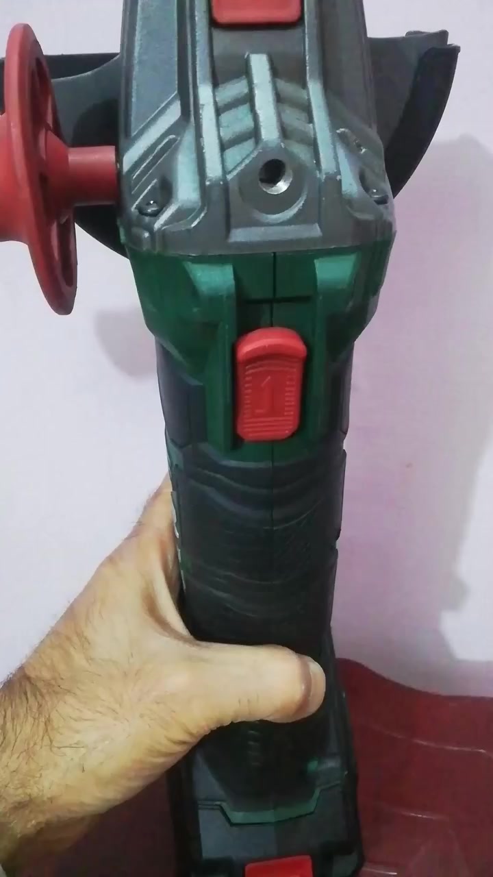 كوسرة شحن بارك سايد الأصلي الألماني نظافه 95 ٪شغال فارغ بدون بطاريه.. على أول تم 25 الف. الحجز حصرا على واتساب *********** 👉
