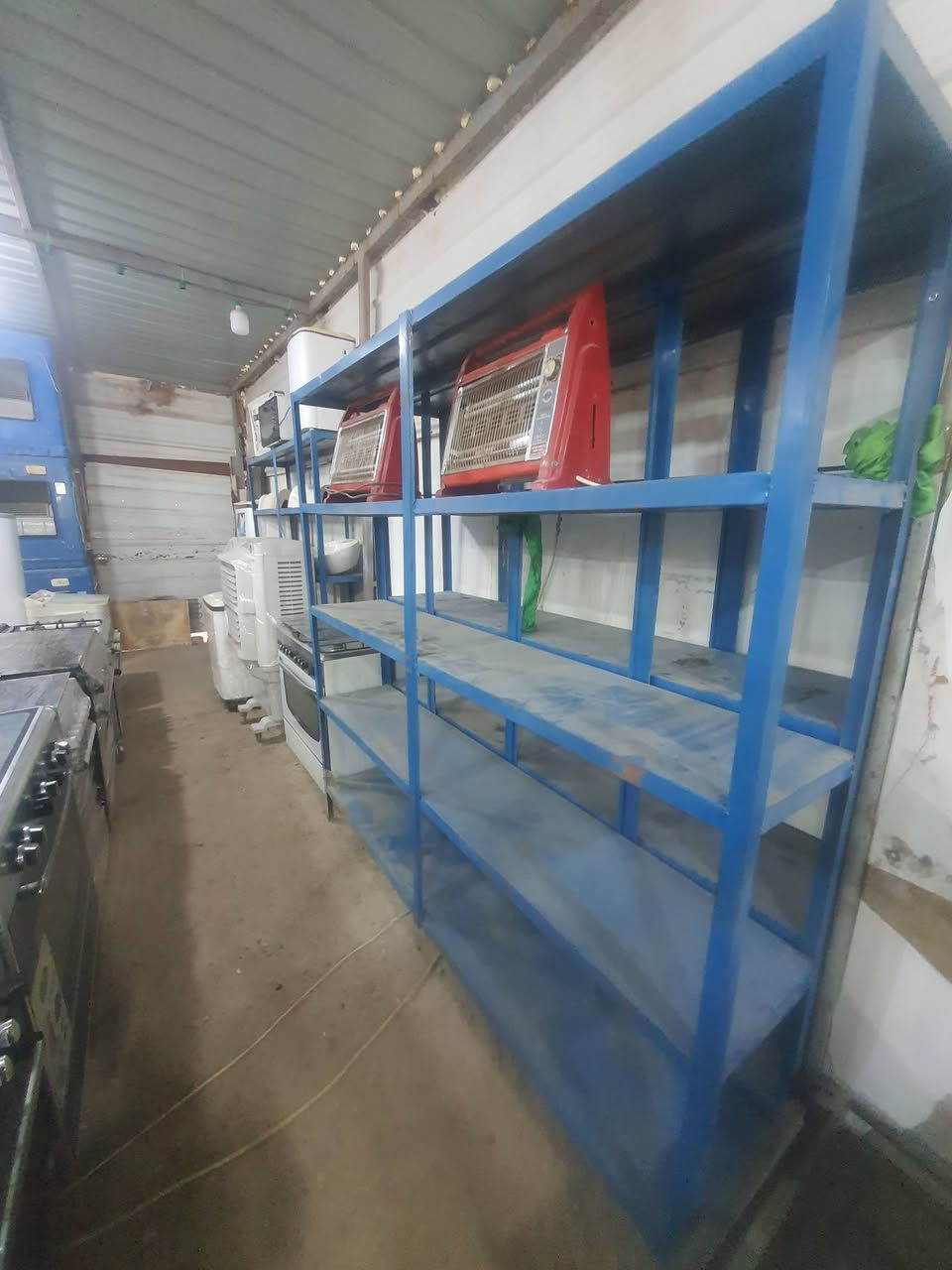 رفوف حديد عدد 3 تسكام 
طول 2 متر
عرض 2 متر 
نزال 40 سم 
متوفر لدى مجمع الكرار 
#متوفر #كل ما يحتاجه المنزل   #اصلي باله

موقعنا الزبيدية شارع 20 مجمع الكرار 
للاثاث المنزلية المستخدمة
للاستفسار الاتصال 
***********
***********
