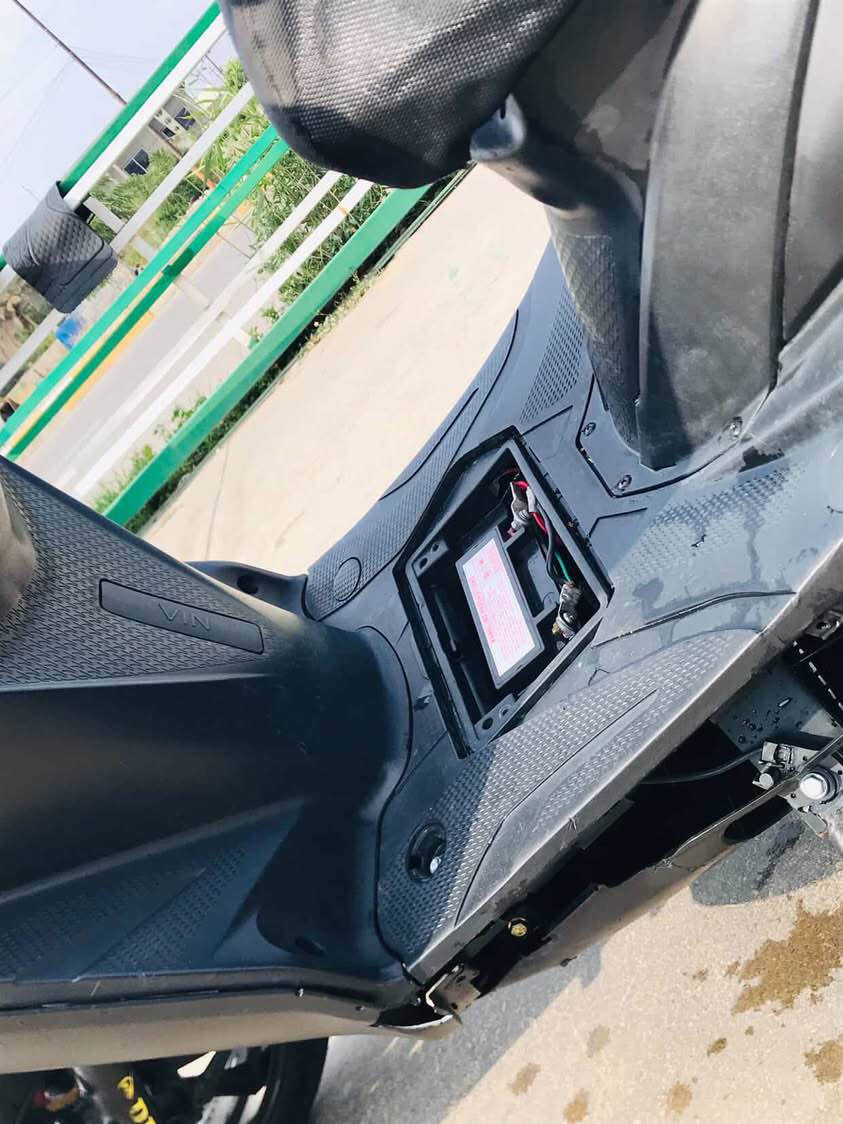 ماكس سكنس140 محرك مزود شلعه ومعدل طياره  دراجه نضيفه ومابيها كل عيب شغل ومشي كله شغال عده الهندر يحتاج تبديل اب15الف  دراجه لونها اسود طافي حيل حلوه للبيع او مراوس مكاني كركوك سعر240رقمي*********** كركوك, العراق
