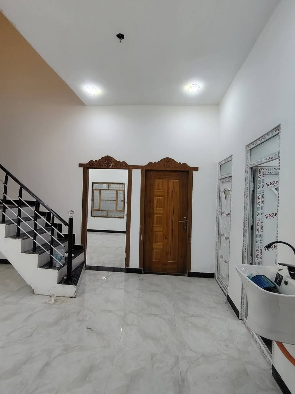 ياالله اسعد الله اوقاتكم بكل خير احبتي
يتوفر دار سكن طابو صرف زراعي عراقي سند 25 وكالة ونسخه من الطابو ومكاتبه
#العنوانالبصره ابي الخصيب العوجه قرب مستشفى الصيني يبعد عن شارع السايدين 300 
#يتكون من #غرفتين منام #وديوان #وصاله #ومطبخ وصحيات داخليه وخارجيه وكراج
#المساحه ١٢٠ متر #ركن عله شارعين ١٠ متر
#السعر المطلوب ٦٧ مليون قابل للتفاوض
#للأستفسارأتصال ***********
نستقبل جميع العروض العقاريه
