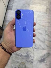 ايفون 16 بلص ذاكره 256 بطارية 100  الجهاز مشحون 47 مره عربي بس الكيبل ...