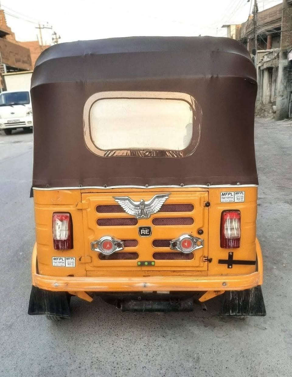 تكتك بجاج موديل 20 شهر 6
رقم وسنويه تحويل ثاني يوم
تكتك مصبوغه جماليه
العنوان بغداد البلديات
السعر 6250 وبيه مجال لشراي
***********
