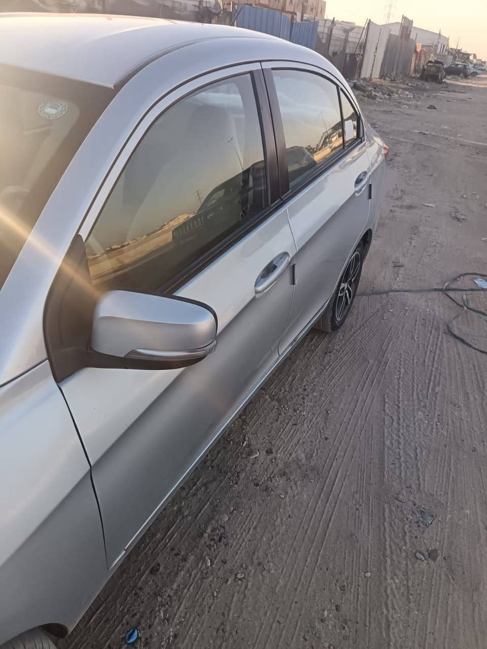 سلام عليكم عندي سياره بروتون ماليزي 24 رقمه اربيل سعر 110 مكان بغداد شعب ***********

