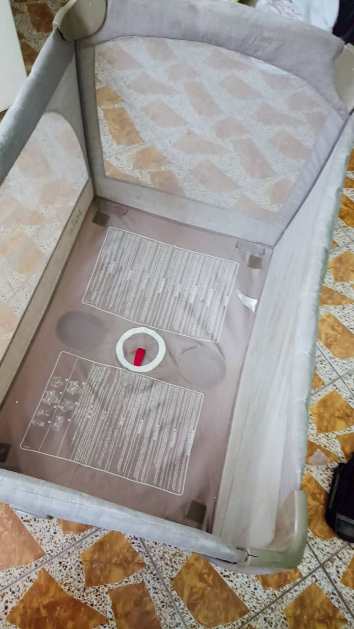 مرحبا هذا سرير السفر أو حباسة للاطفال قابل للطي تاخذه وياك وين متروح للبيع بسعر 25 الف


**إذا كنت صاحب هذا الإعلان وتريد حذفه لأي سبب، رجاءا أرسل رسالة إلى الدعم الفني**