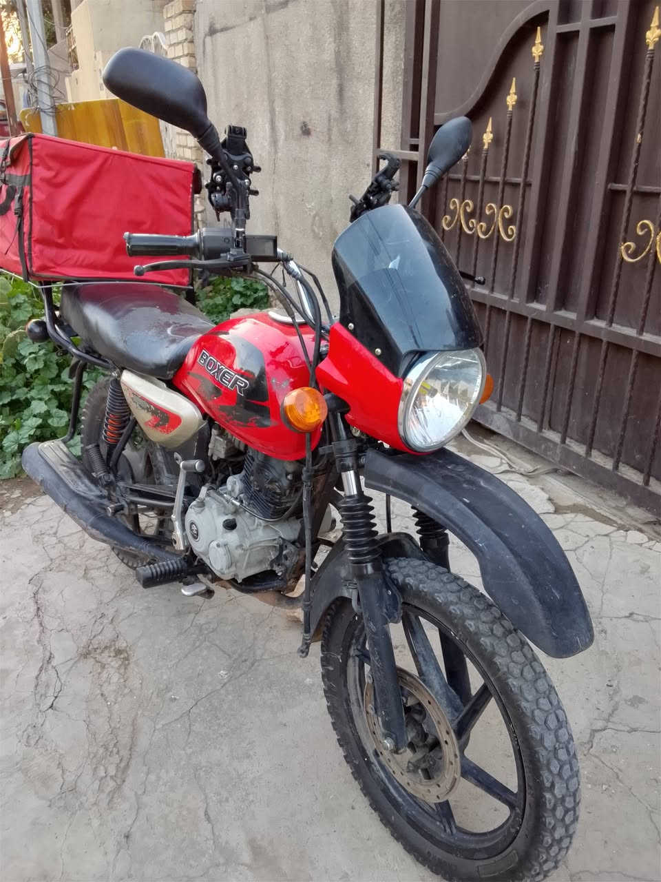 بوكسر 23بدون اوراق مكفوله كفاله عامه رقم شاصي موجود ومكفول سرقه وعشائريا السعر 950وبيه مجال للشراي مكاني بغداد سيديه أو زعفرانيه***********
