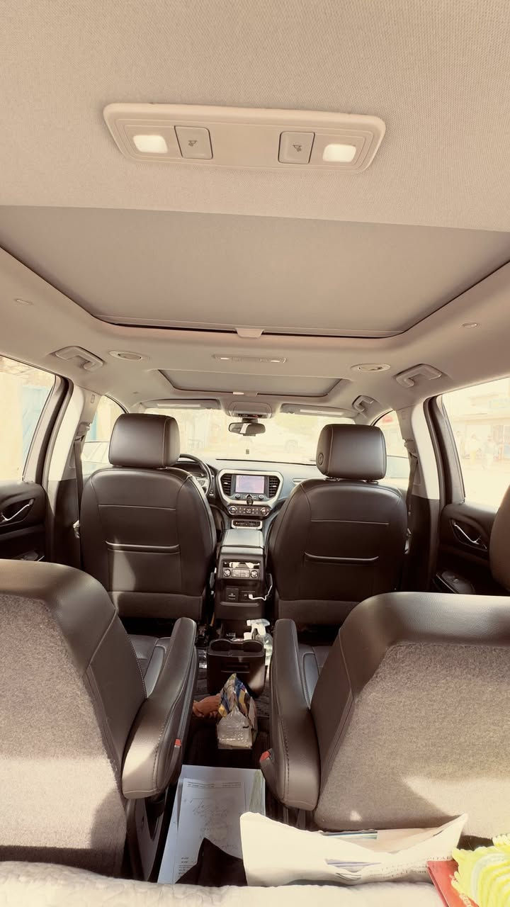 جي ام سي اكاديا موصفات خاصة موديل 2021 SLT فول مواصفات السيارة كل المواصفات بيها عدا الفور ويل مابيها حادثها موضح بالصور ايرباك دركة ودشبول فقط  بيها صبغ خمس اصابع بالصندوك وتعديل بارد بالبونيد تواصل على الرقم ***********
