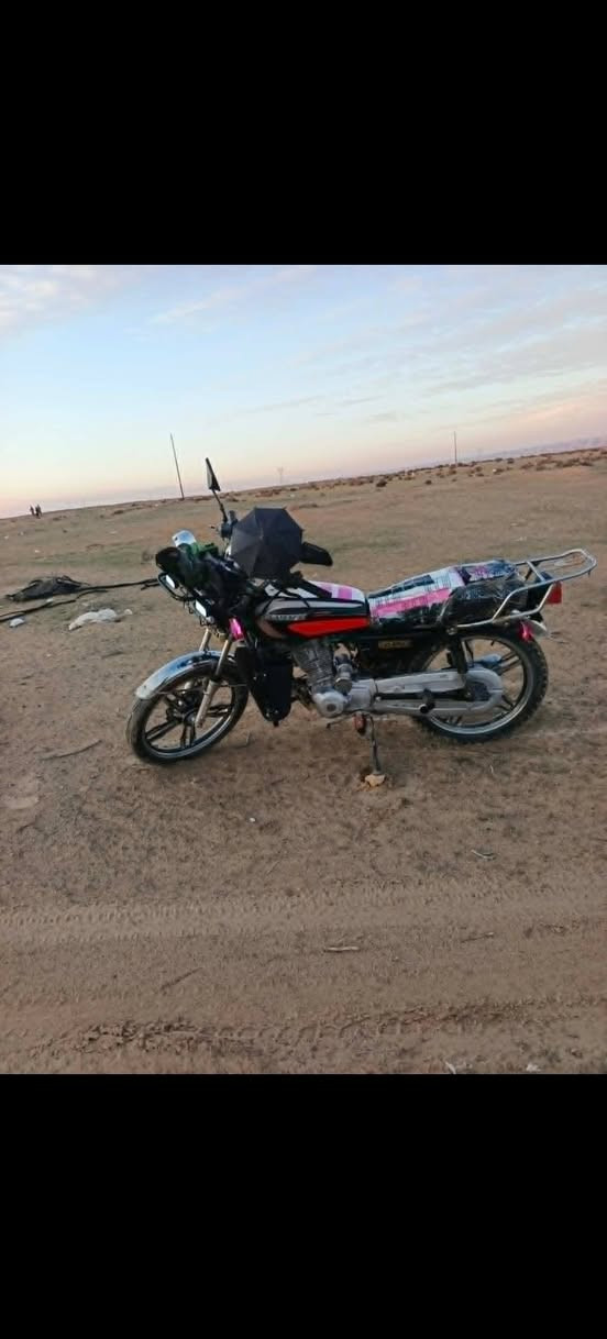 سلام عليكم للبيع موطور 2020 محرك اخرس الموطور جديد حيل كهرباياته كلها شقاله سلف شقال ***********
