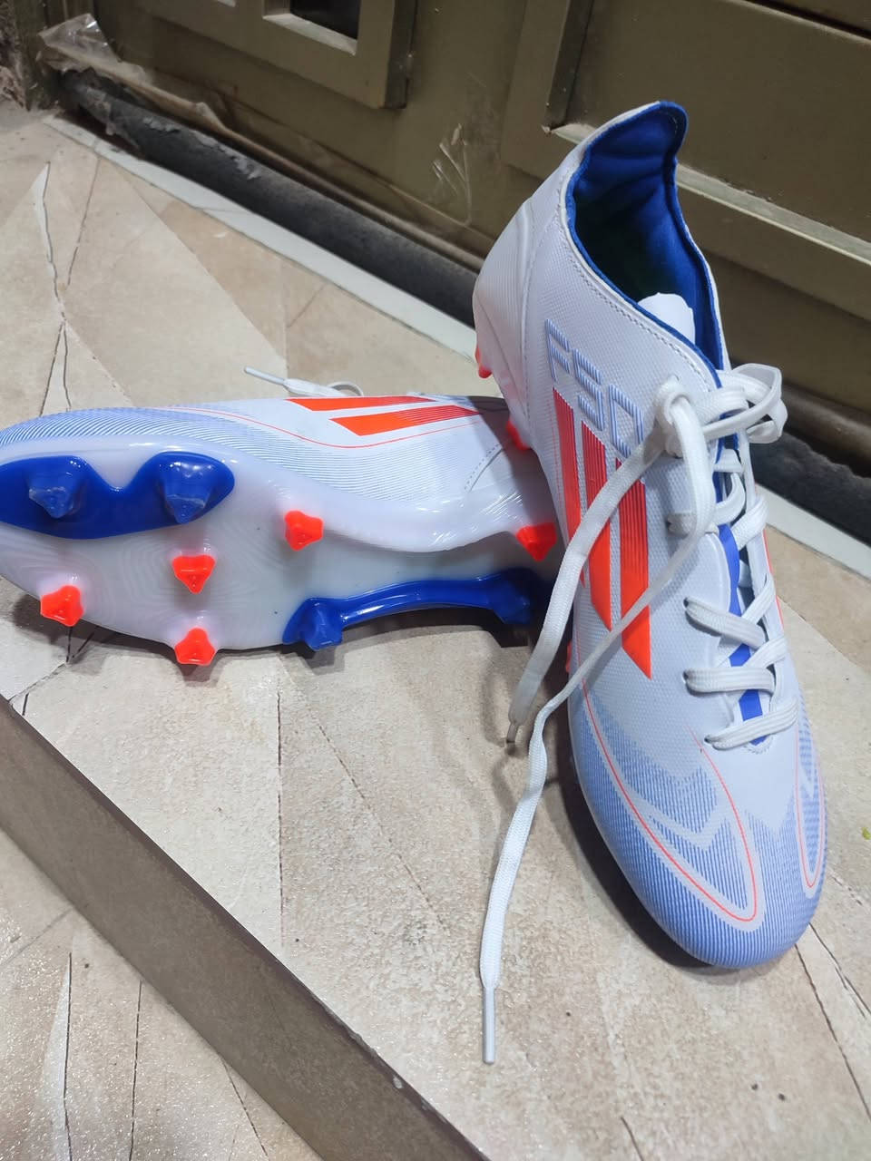 F50
صناعه فيتنامي وزن خفيف قياس 40 سعر 20


**إذا كنت صاحب هذا الإعلان وتريد حذفه لأي سبب، رجاءا أرسل رسالة إلى الدعم الفني**