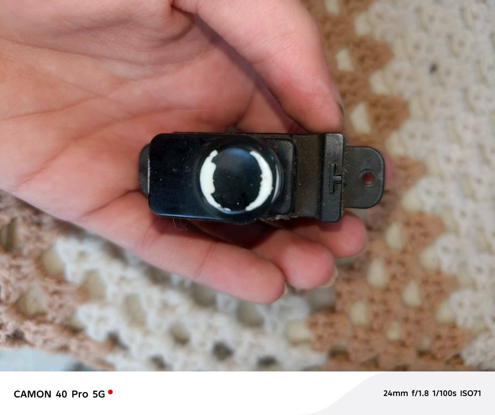 السلام عليكم 
يوجد لدينا ادوات اكسنت مضلع 
للاستفسار ***********
