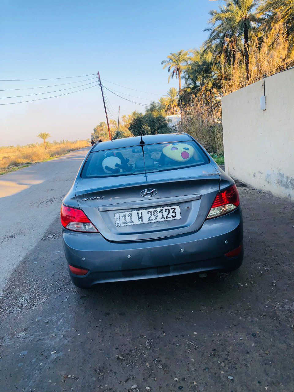 السلام عليكم
اكسنت موديل 14 وارد امريكي 
ضررها فقط ضربه بالصندوك والحوض سليم ما متأذي والصور هاي كدامكم 
مكفوله كير ومحرك وكهربائيات وكلشي
والسياره غنيه عن التعريف
سنويه باسمي وتحويل ثاني يوم
سعرها 75 ورقه وبيها مجال بسيط
مكاني ديالى بعقوبه 7 نيسان
ما متواجد على الفيس وهذا رقمي
***********
