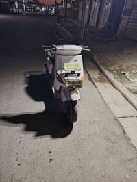 دراجه بانزين للبيع كامل مواصفات سعر 250 وبي مجال رقم ٠٧٥٠٠٢١٢٠٢٢ _ ٠٧٨...