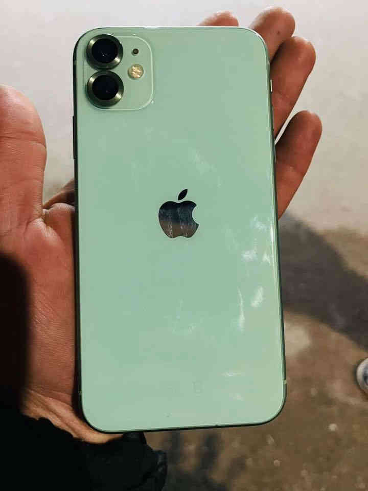 السلام عليكم ايفون ١١عادي ذاكره ٢٥٦بطاريه٧٣جهاز ابد مداخل تصليح ولاشايف الصيانه جديد استخدام شخصي سعره ٣٢٥وبي مجال شي بصيط ‭٠٧٧٥ ٩٦١ ٢٤٤٤‬ماكني بغداد مايعجبك السعر اعبر المنشور ولاتعلق تعليق سلبي رجائاً
