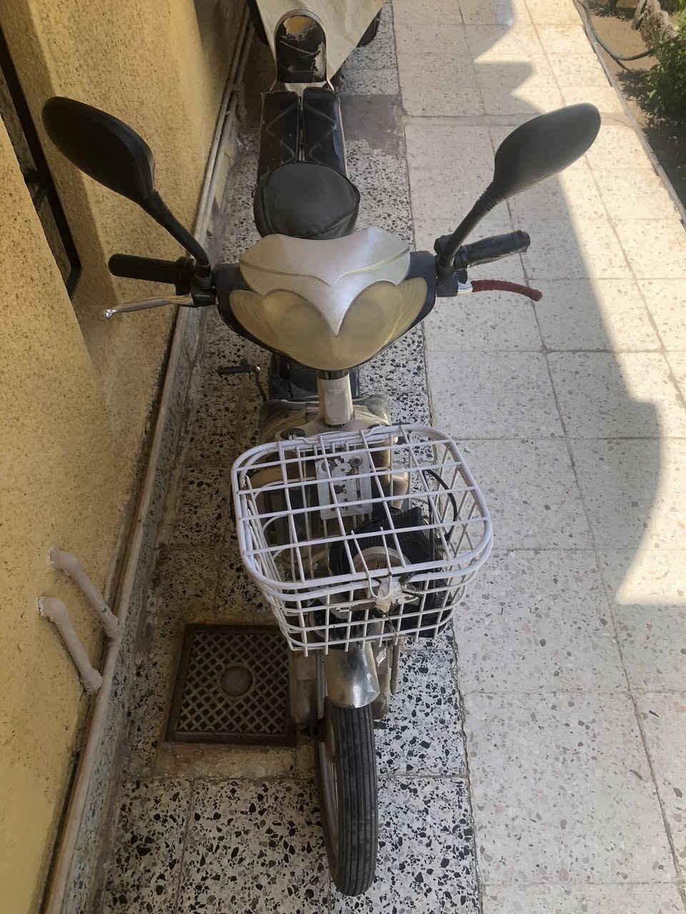 السلام عليك. بشكل شحن البيع. الكهربائي شغاله مصور نضيف سعر ٢٠٠بي مجال   الرقم /*********** بي واساب

