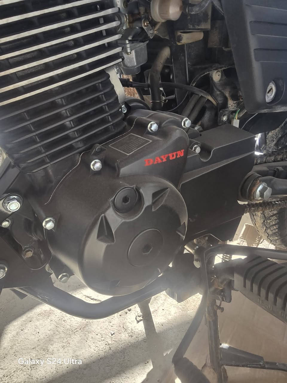 السلام عليكم....متاح دايوان نفخ ...للبيع موديل 2021  اللون مميز بحالة الوكالة شرط النظافه اخت الجديد تجي،تشوف بعيونك مرقم بابل الرقم الدولي الإنكليزي...بأسمي تحويل ثاني يوم .....مشتريه من المجمع الياباني طالعه من الوكيل.2025.....السعر مليونين وربع .....عنواني بابل الحله.. 
هاتف *********** واتساب 
***********
