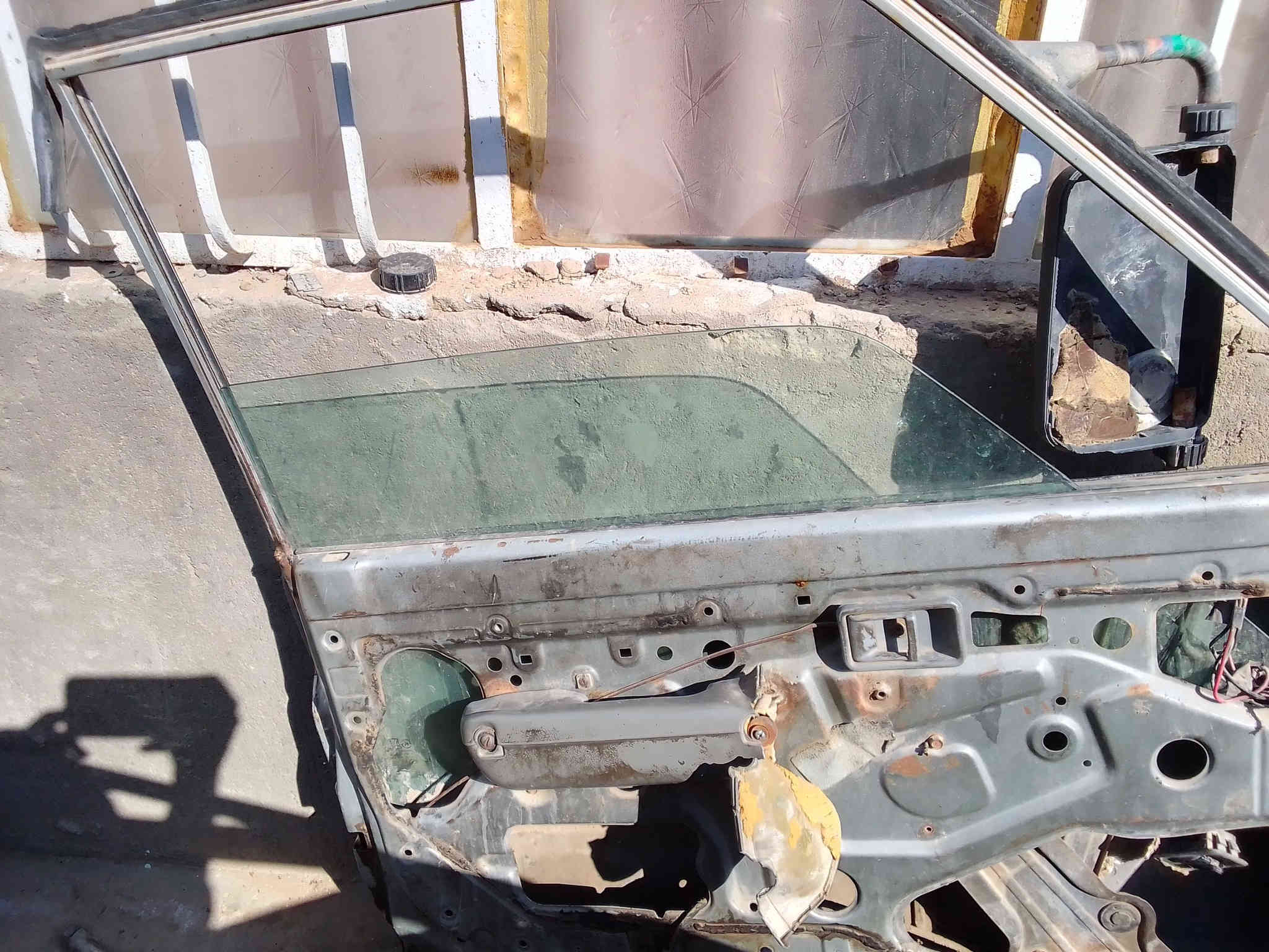 السلام عليكم غراض كيا بستا للبيع بسعر مناسب مكاني كربلاء القادسيه ***********
