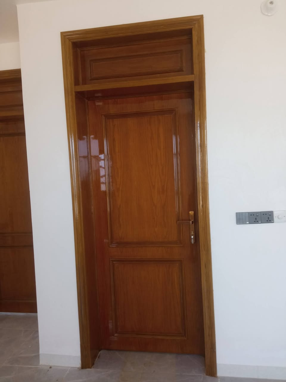 سليم الخفاجي لصياغة الاخشاب والديكور والتجاره لتحويل الخشب الخام الي لوحه فنيه العمل حسب طلب الزبون أنته عليك بس تحتار والباقي علينا لاستفسار الاتصال على ***********
