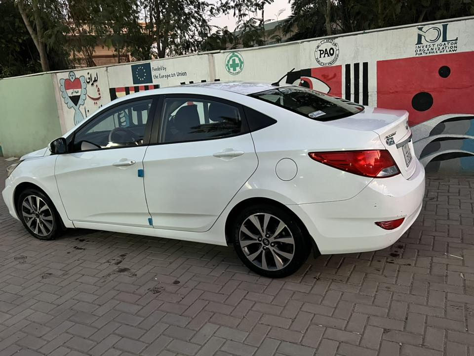 السلام عليكم 
اكسنت  خليجي موديل 2016 
فول مواصفات عدى البصمه (سلايد-اربع دسك امامي خلفي -إشاره بالمري - لد وعدسه بالماصده )
السياره مكفوله كفاله عامه من البارد
وصبغ بس مكان دوسه فقط اثر شخوط
ودعاميه اماميه مبدله اثر ضربه ماطور   
مكينه وكير مكفولات كفاله عامه 
تبريد تدفىء شغال 100‎%‎
ماشيه 70 الف
رقم بغداد الدولي الجديد 
سعر  السياره122$ وبيها مجال بسيط

عنواني (بغداد -حي الجامعه )
للاستفسار

***********
   ***********
