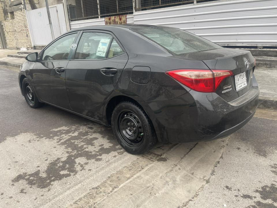 السلام عليكم للبيع فقط للبيع فقط كورلا 2019 مواصفات La وشادله شاشه ايباد حلوه السياره حادثه جاملغ وبنيد امريكا مبدلات اصليات نفس للون بدون اي صبغ وهنا بلعراق انطخت بين الباب والجاملغ الخلفي ونصبغااا بدون دواخل السياره نصبته كلش حلوه وسعره هم كلش حلو السعر ( 113 ) $ 
السياره باسمي شرط التحويل مكاني بغداد الشعب 

***********
