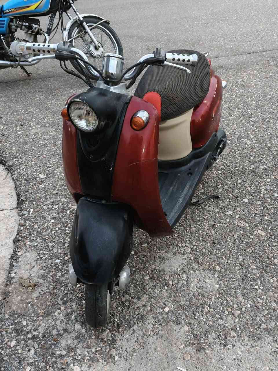 ماطور أوتوماتيك
(ماطور عبدالحليم)على الرمبة ماملعوب بي كلشي ماطور نضيف 
     نفس ال بصورة  
السعر.                         550 وبي مجال 
   
         كركوك 

    ***********
