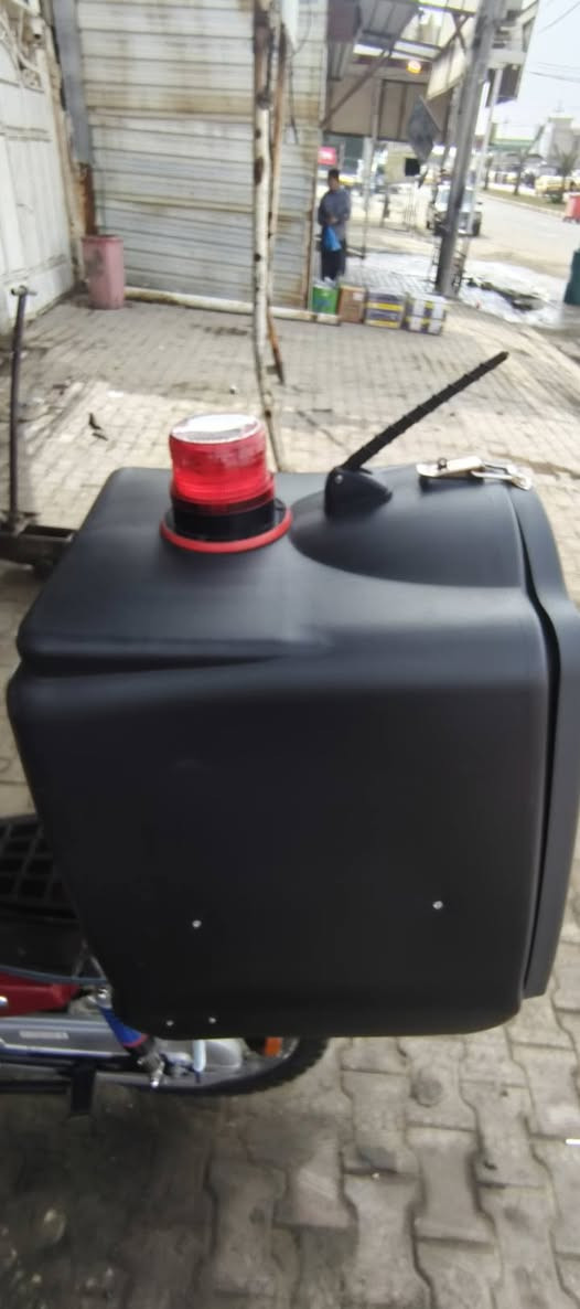 السلام عليكم صندوق دلفري جديد هسة ماخذة ب ٣٨ للبيع معا لافتة طاقة شمسية + اريل صار علي بـ 50  السعر مالتة 35 معا الغراض قفل للستفسار خاص مكاني العمارة قرب كراج بغداد


**إذا كنت صاحب هذا الإعلان وتريد حذفه لأي سبب، رجاءا أرسل رسالة إلى الدعم الفني**