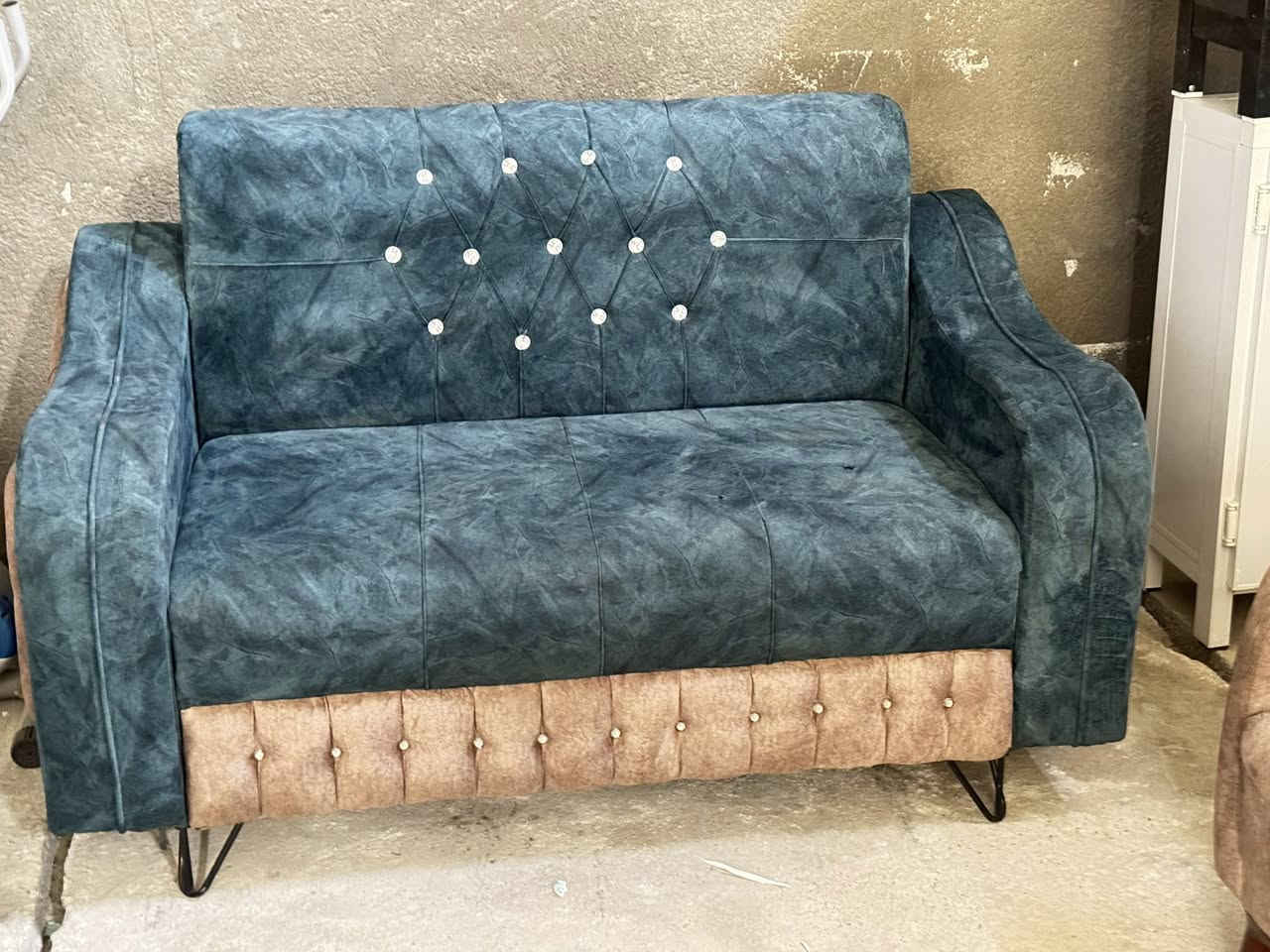 تخم 10 نفر
السعر 275
العباسية 
***********
